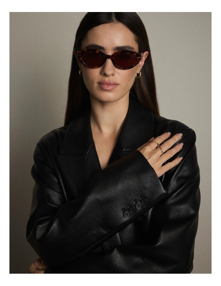 Odette Sunglasses in Tort image 4