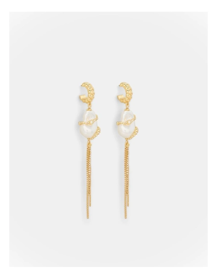 Enlace Earrings in Gold image 1