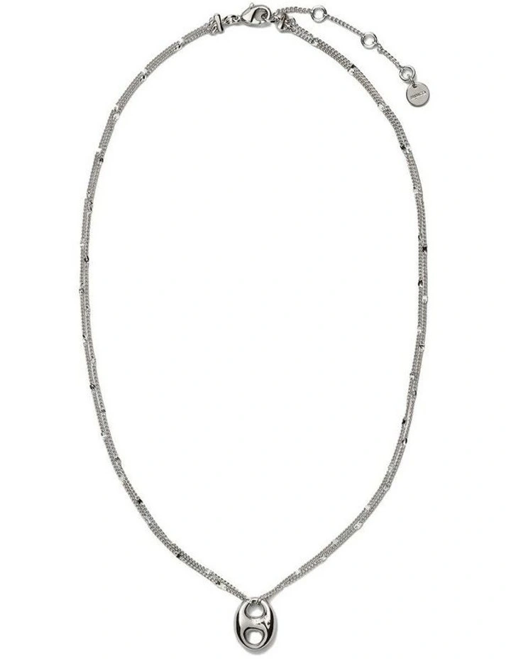 Marina Link Pendant Necklace Neck in Silver image 3