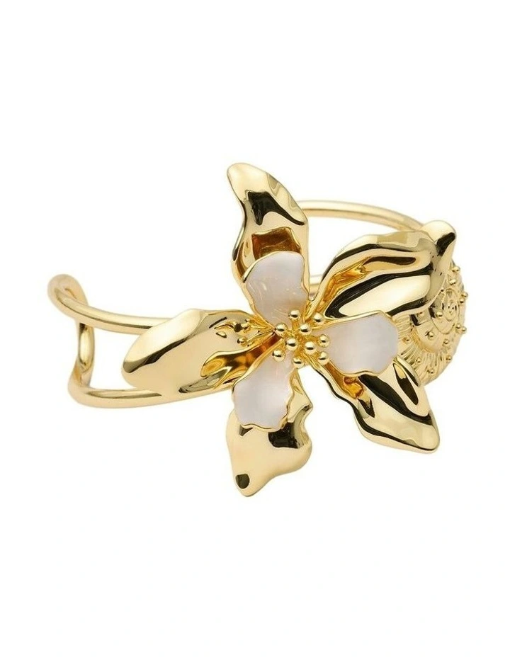 Oleander Cuff Bangle Wrist  in Off White image 1