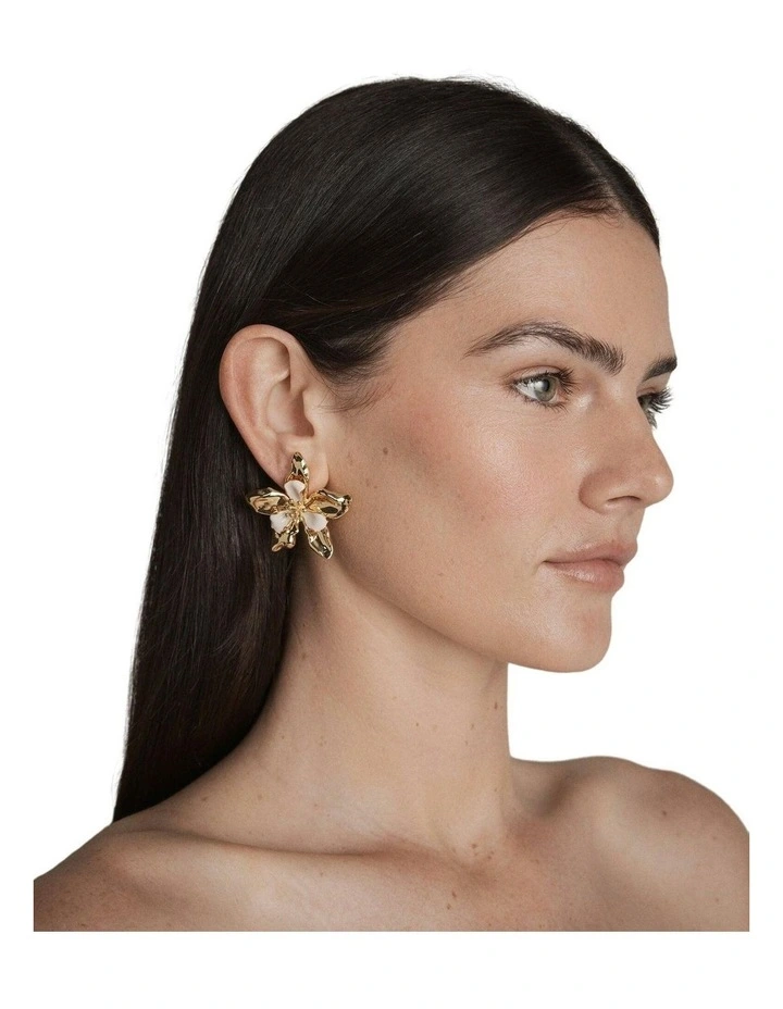Oleander Stud Earrings Ear  in Off White image 3