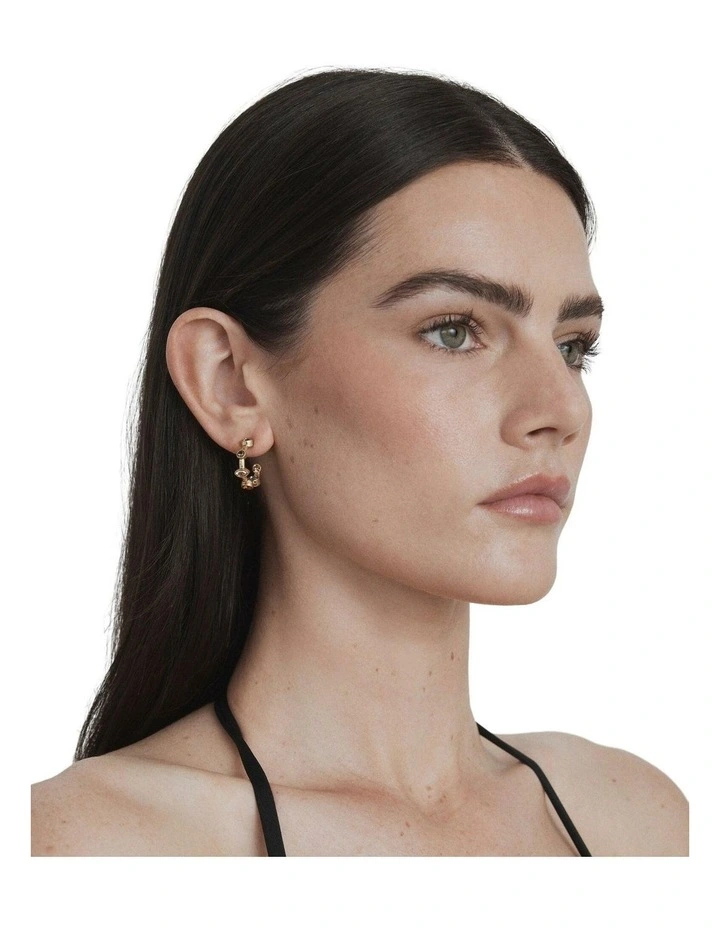 Refina Small Hoop Earrings Ear  in Caramel image 2