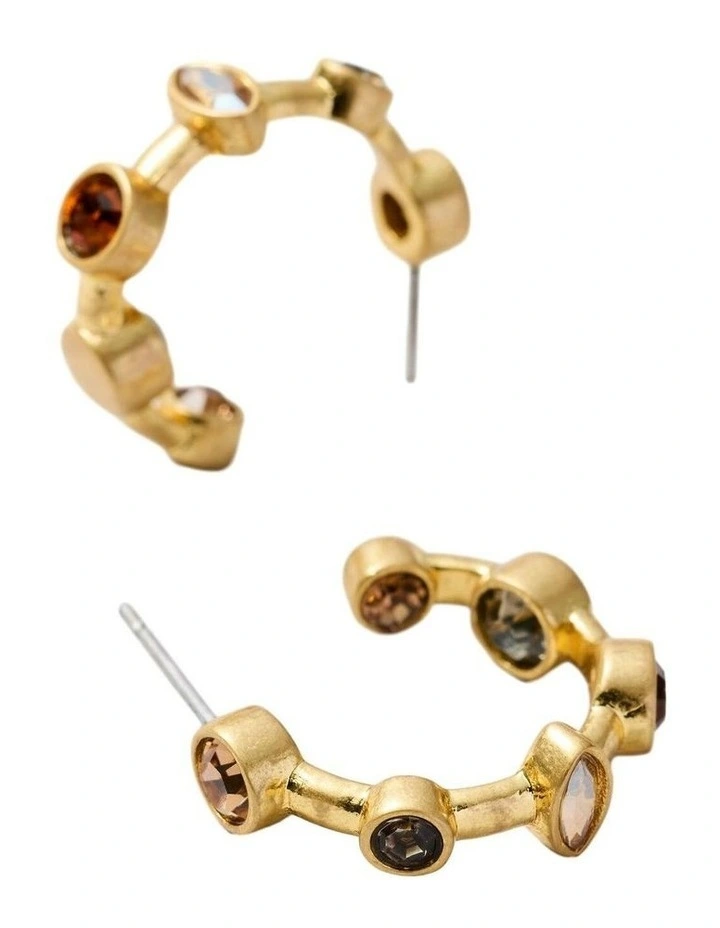 Refina Small Hoop Earrings Ear  in Caramel image 3