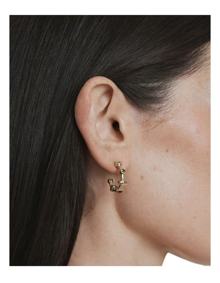 Refina Small Hoop Earrings Ear  in Caramel image 4