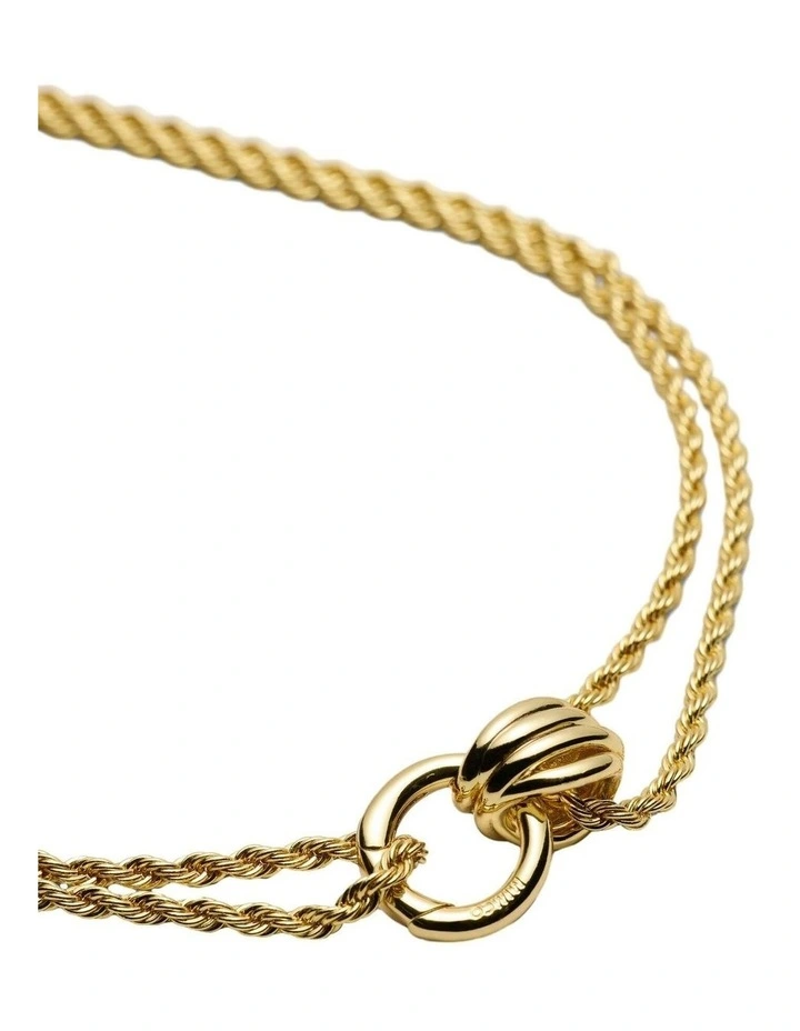 In Knots Necklace Neck in Gold image 3