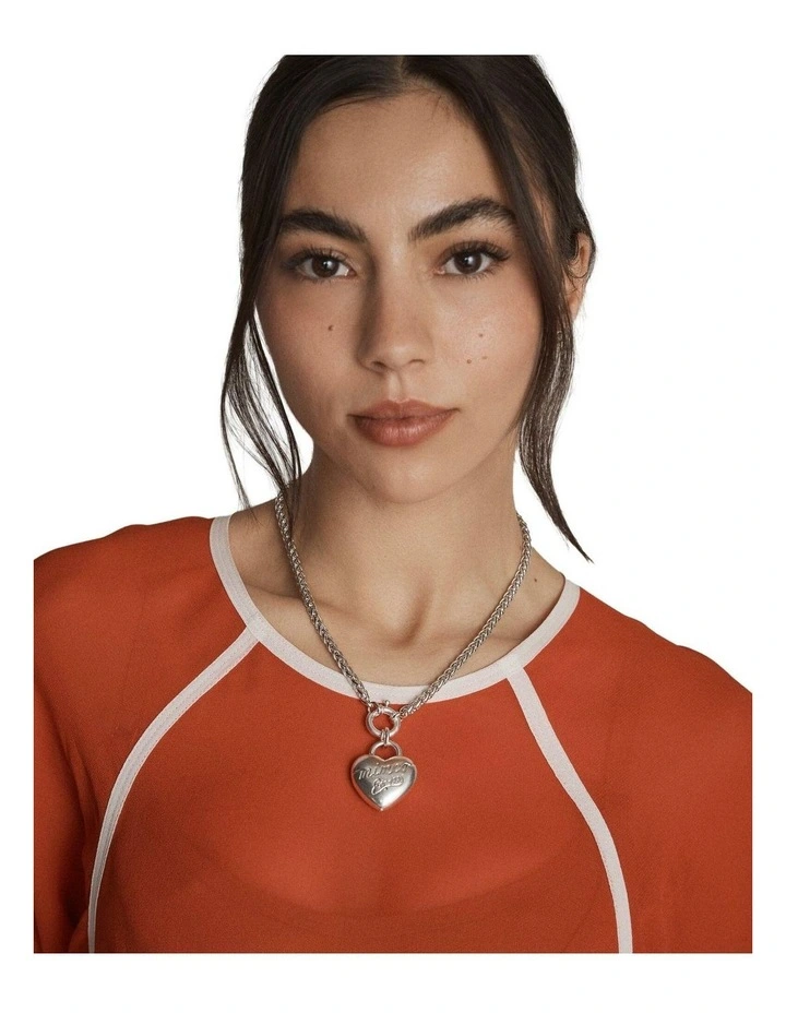 Love Bound Necklace Neck in Silver image 3