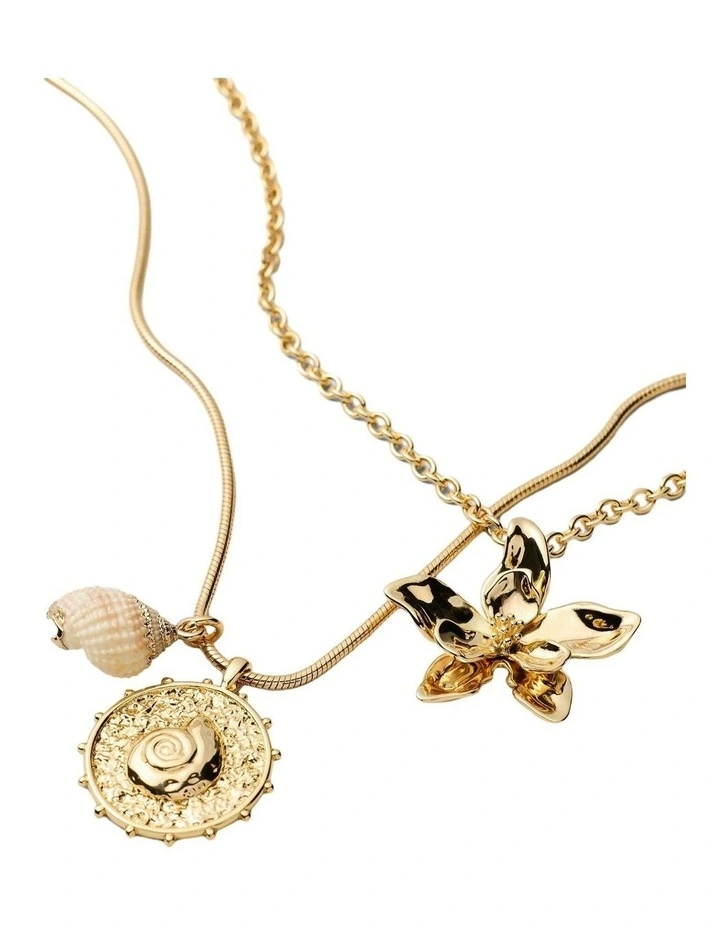 Oleander Duo Necklace Neck  in Gold image 4