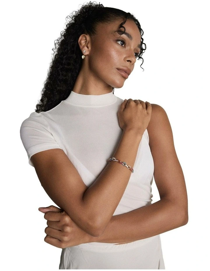 Vivid Chain Bracelet Wrist in Multi image 3