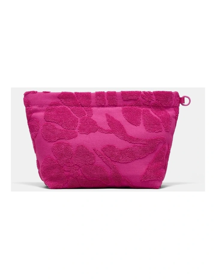 Skye Beach Pouch Pouch in Fuchsia image 3