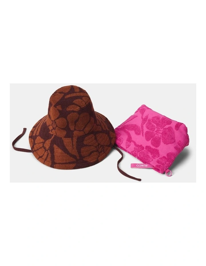 Skye Beach Pouch Pouch in Fuchsia image 5