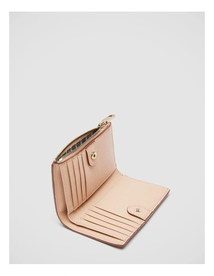 Jett Wallet in Almond image 4
