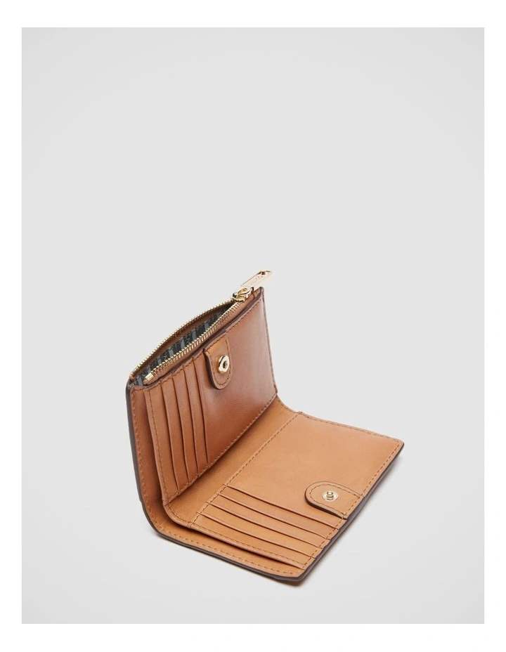 Jett Wallet in Caramel image 4