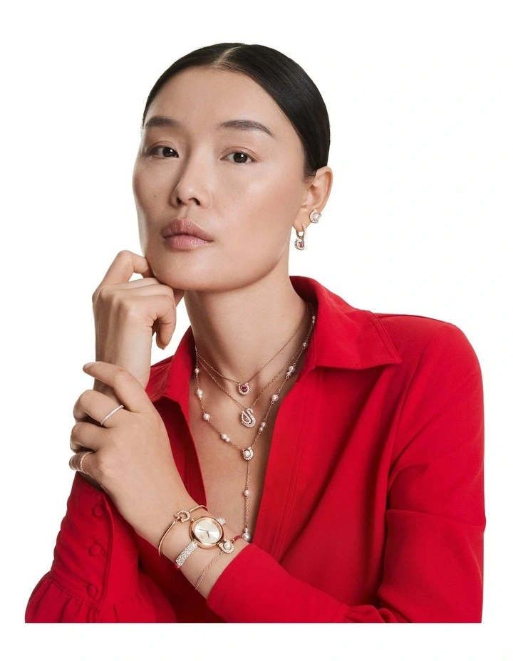 Mixed Cuts Swan Pendant in Pink image 7