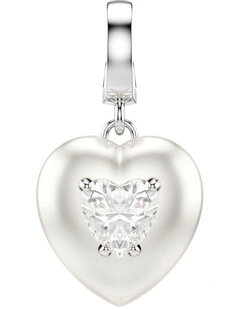 Idyllia Charm Mixed Cuts Pearl-Colored Coating Heart Rhodium Plated in White