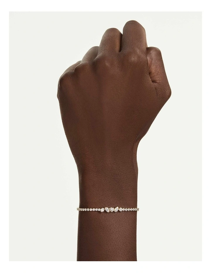 Mesmera bracelet Mixed cuts 18K gold finish in White image 5
