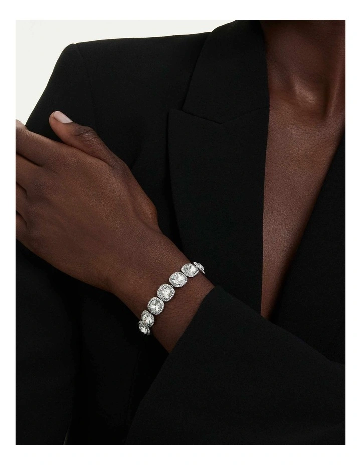 Una Angelic bracelet Cushion cut Rhodium plated in White image 5