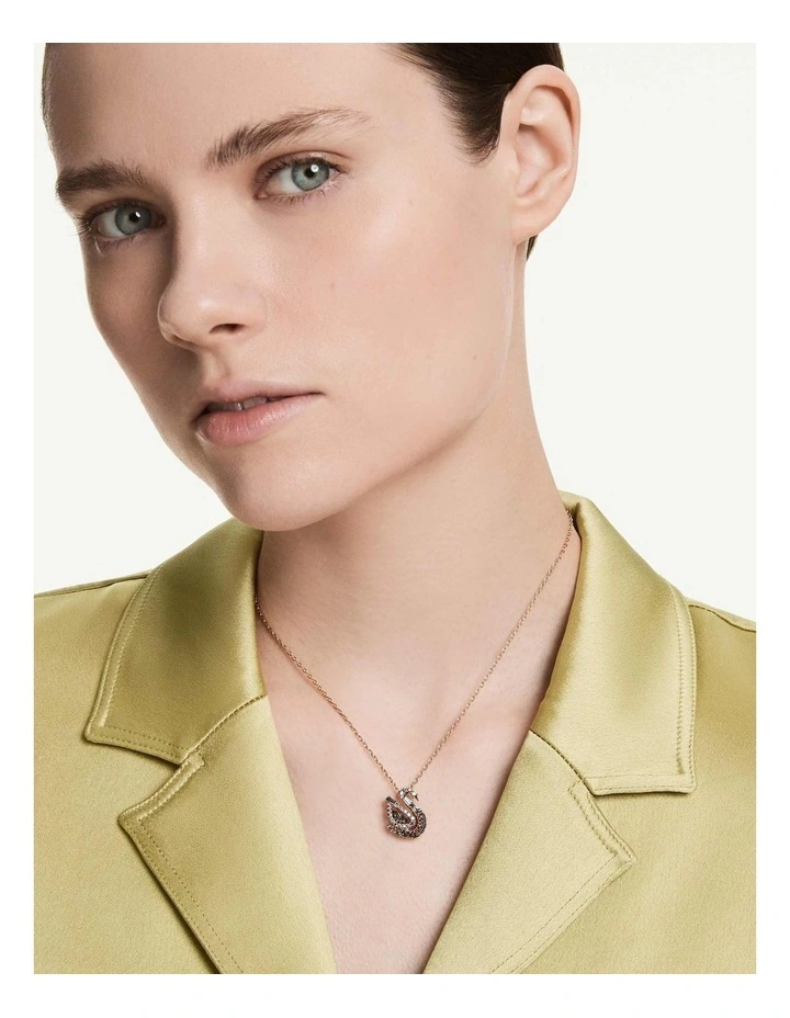 Swan pendant Mixed cuts Swan 18K rose gold finish in Black image 6