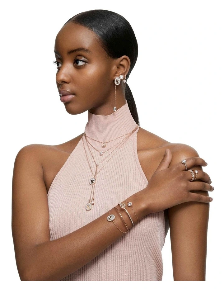 Stilla cocktail ring Round cut Pav 18K rose gold finish in White image 6