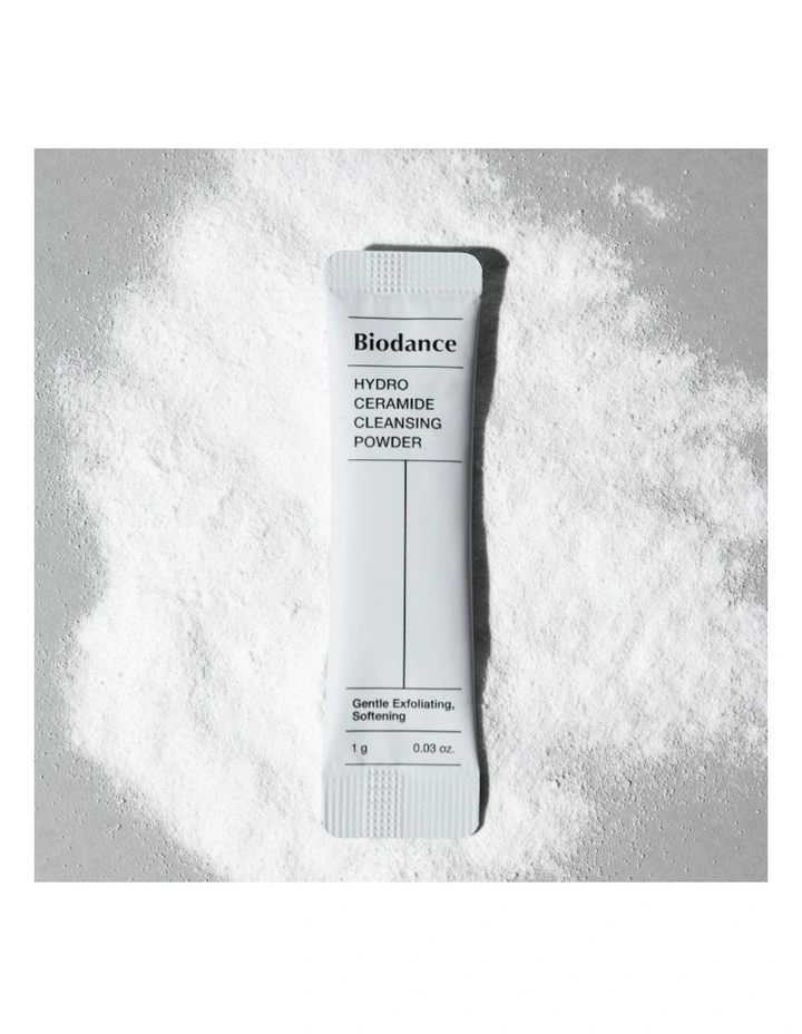 Hydro Ceramide Cleansing Powder image 2