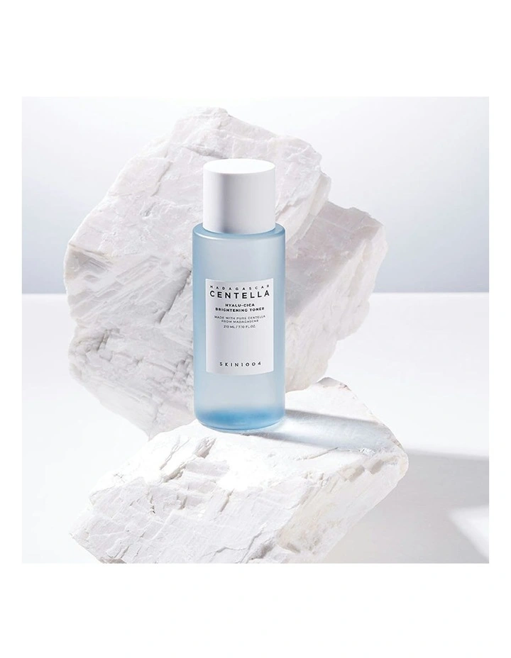 Madagascar Centella Hyalu-Cica Brightening Toner image 4