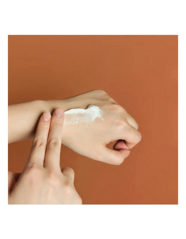 Madagascar Centella Probio-Cica Enrich Cream image 4