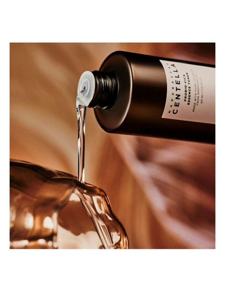 Madagascar Centella Probio-Cica Essence Toner 210ml image 2