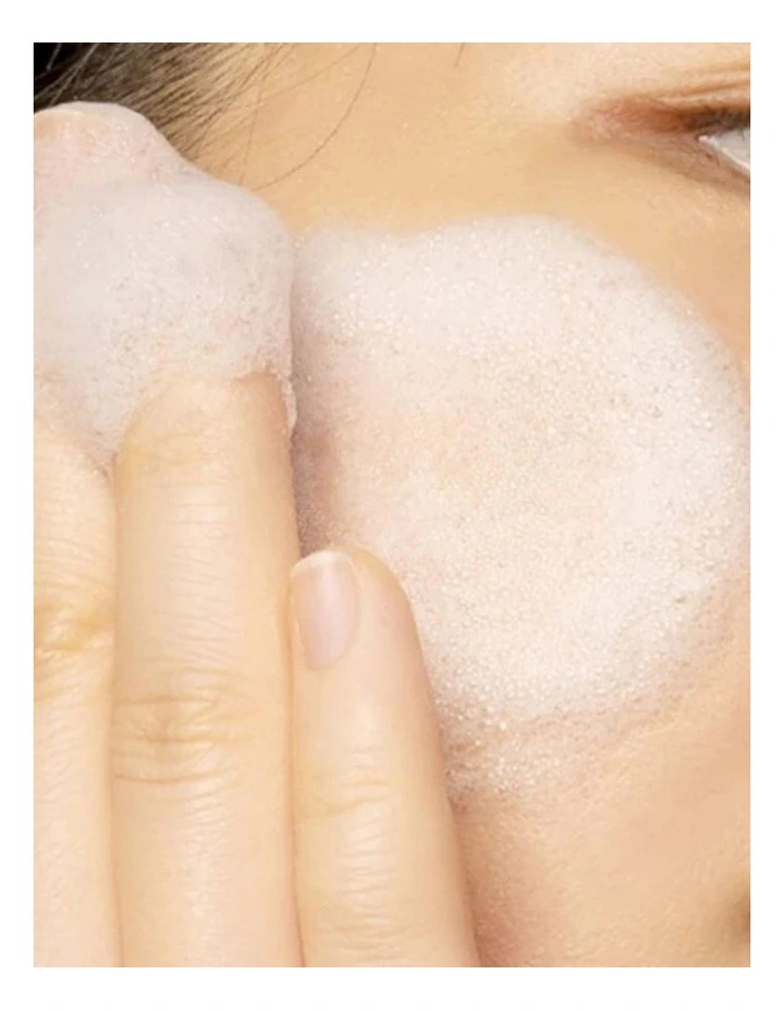 Truffle Deep Clean Foam Cleanser image 5