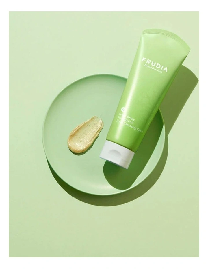 Green Grape Pore Control Scrub Cleansing Foam image 2