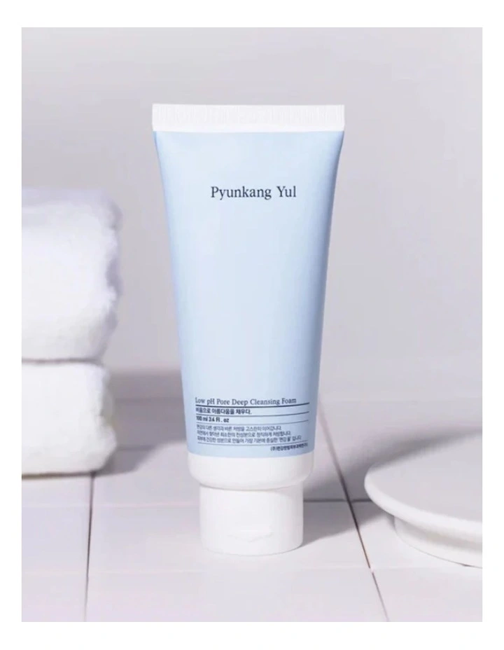 Low PH Pore Deep Cleansing Foam image 2