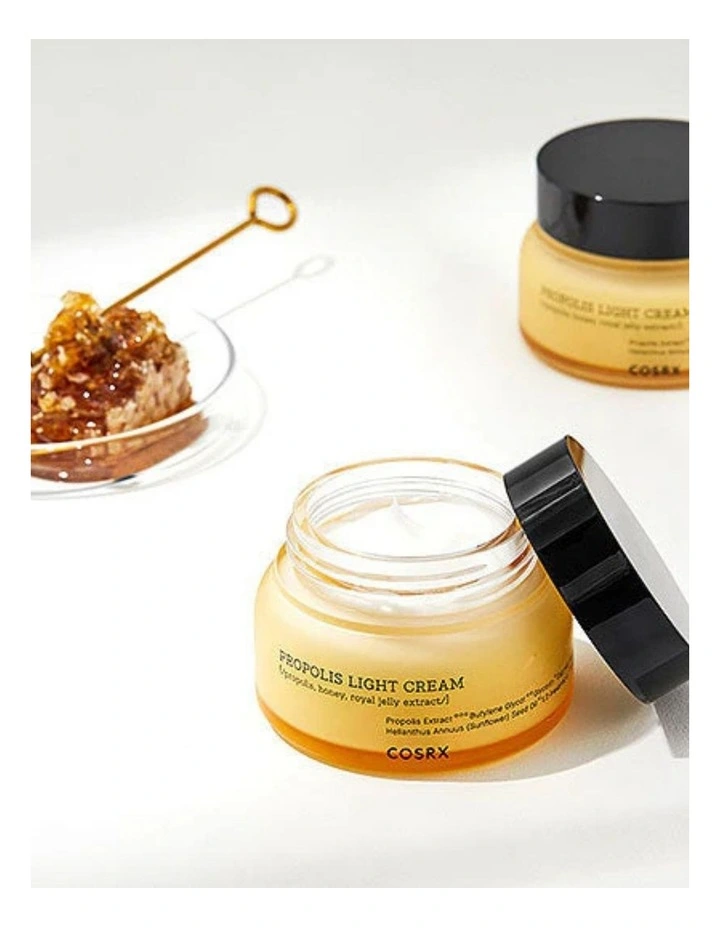 Full Fit Propolis Light Cream image 3