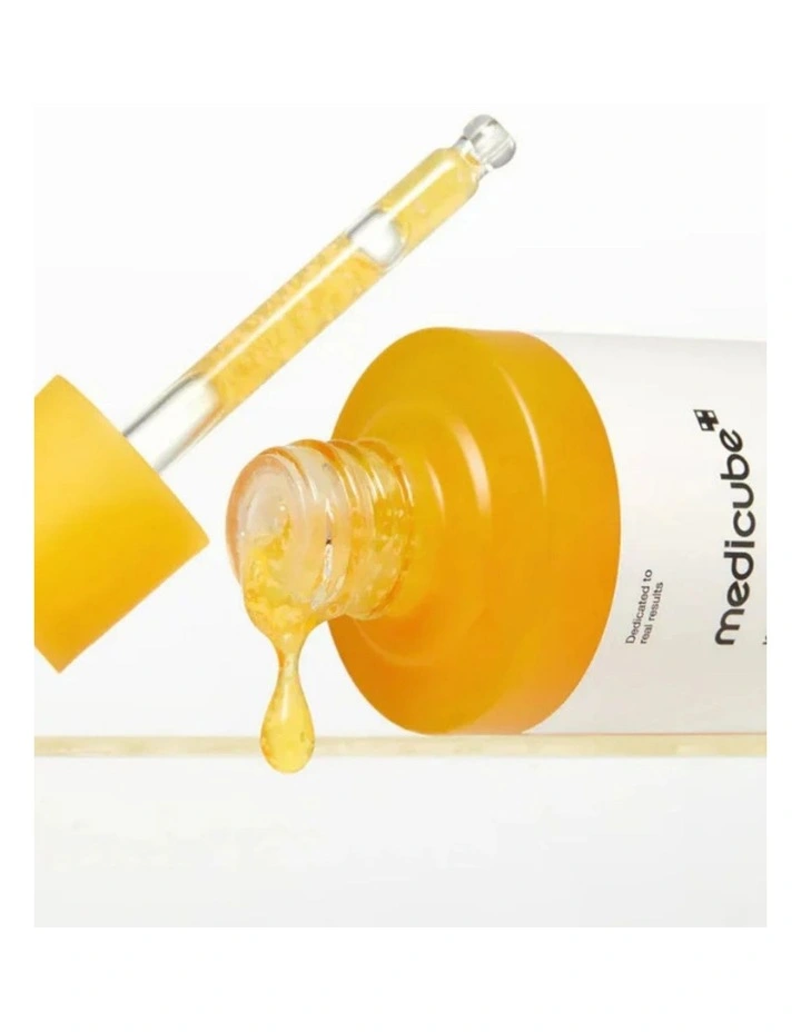 Kojic Acid Turmeric Niacinamide Serum image 2