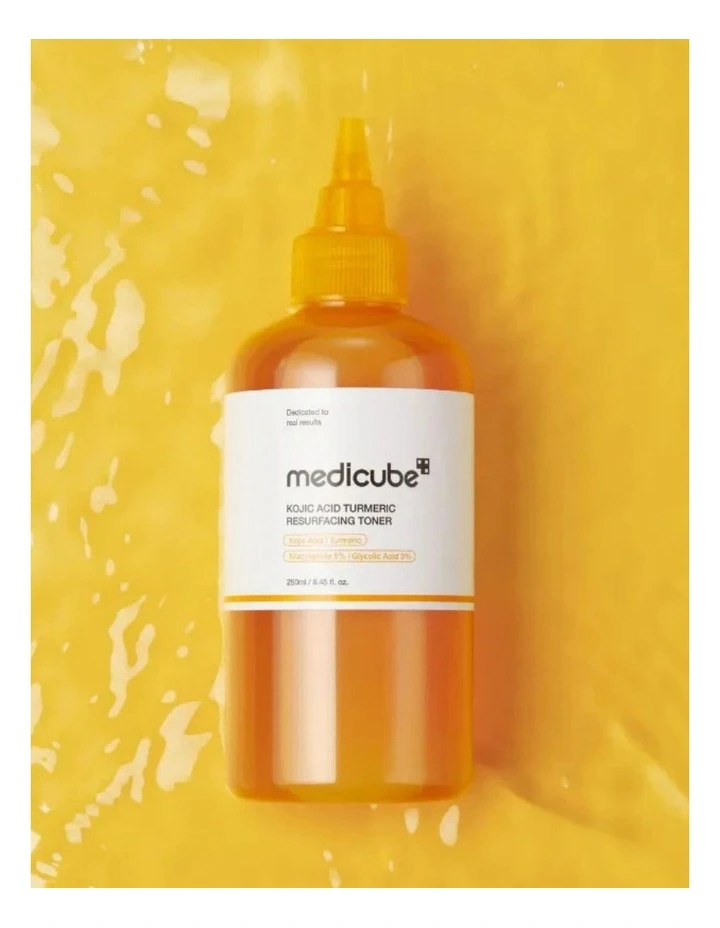 Kojic Acid Turmeric Resurfacing Toner 250ml image 4