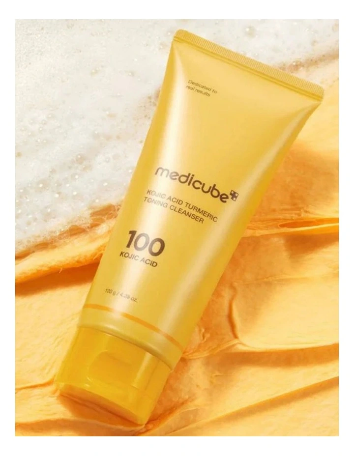 Kojic Acid Turmeric Toning Cleanser image 2