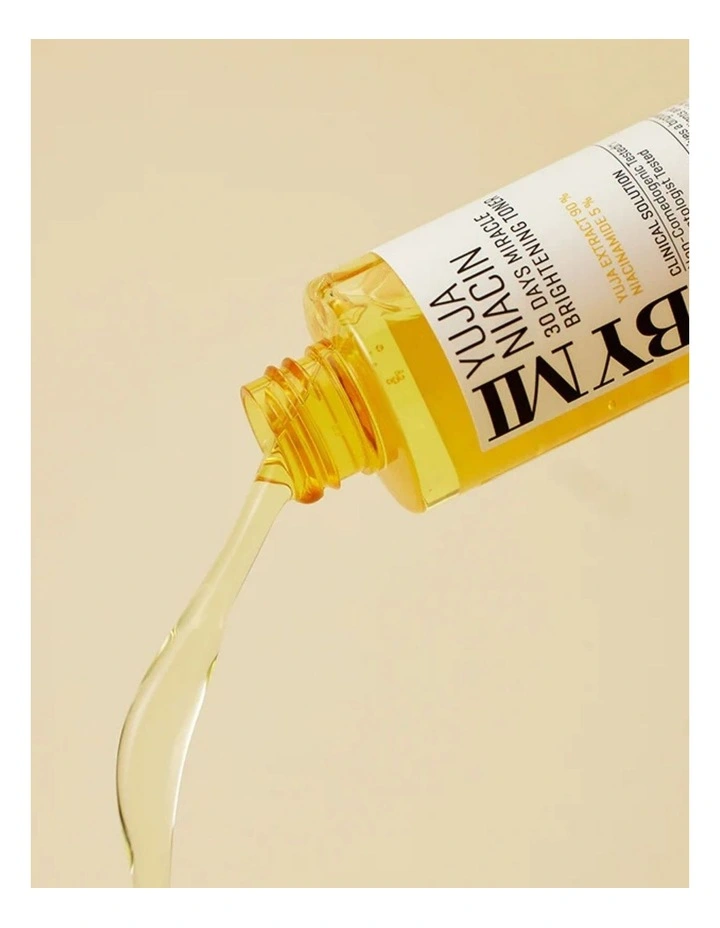 Yuja Niacin 30 Days Miracle Brightening Toner image 2