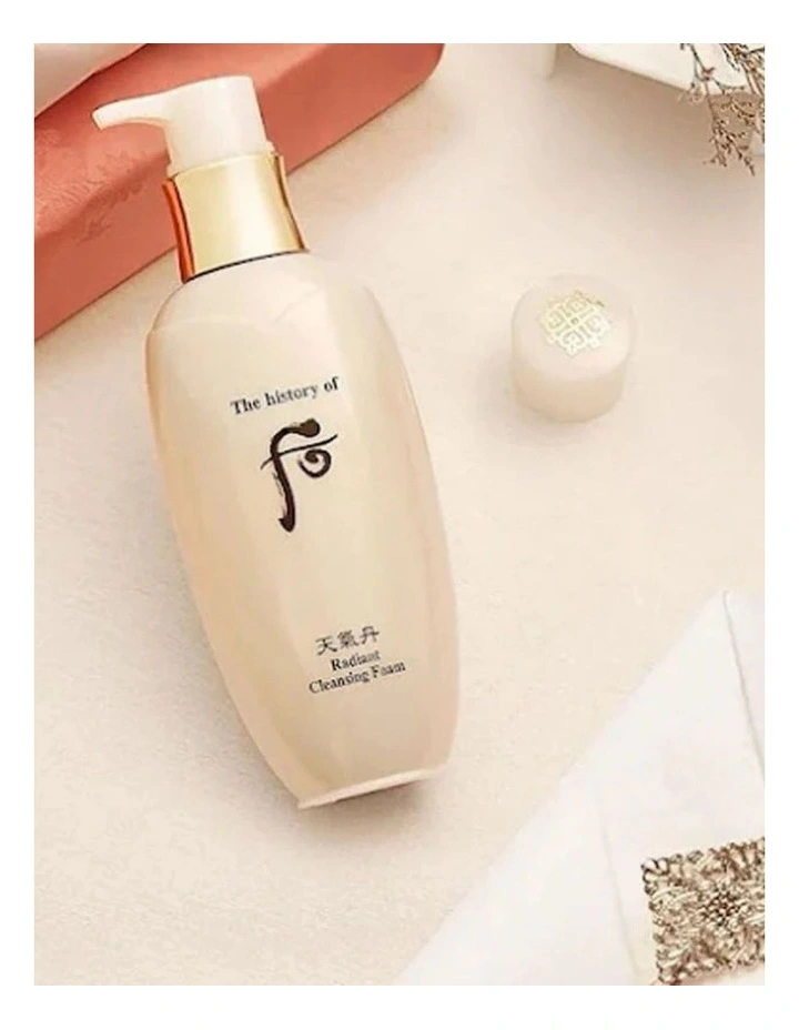 Cheongidan Hwahyun Radiant Cleansing Foam image 2