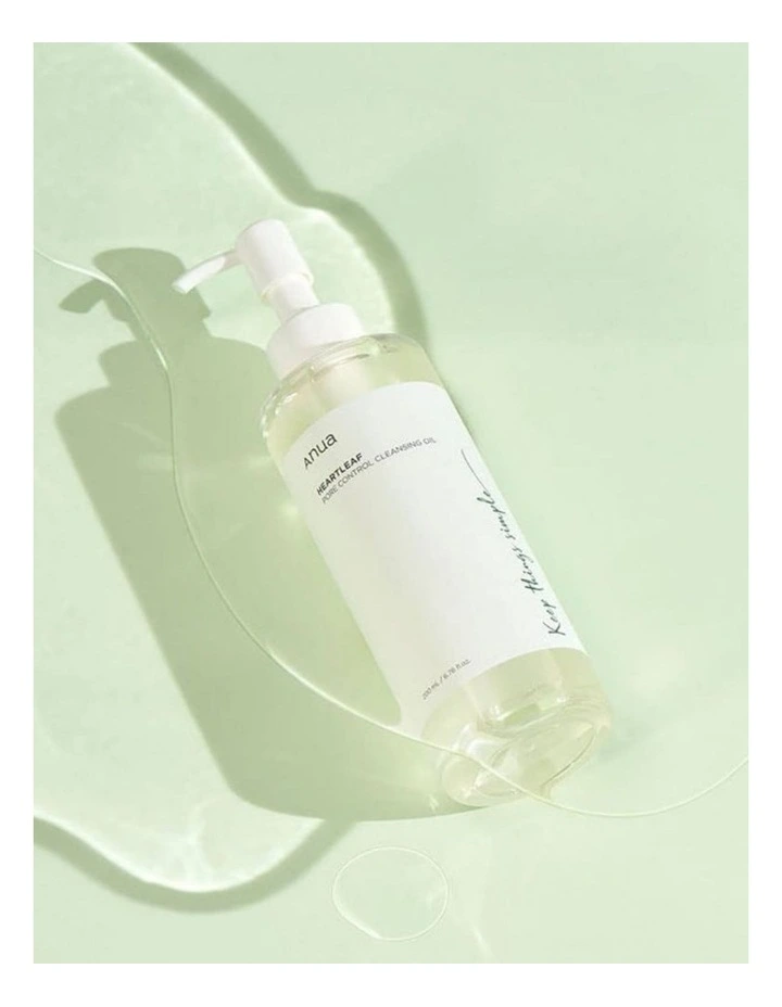 Heartleaf Pore Control Cleansing Oil image 4