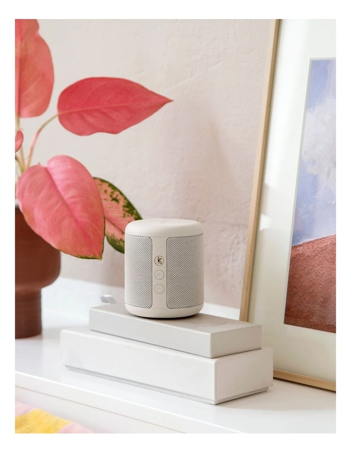 Karl Bluetooth Speaker in Soft White image 3