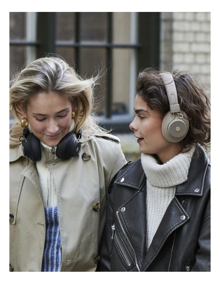 Abeat Qi Bluetooth Headphones W/ Anc in Ivory Sand image 5
