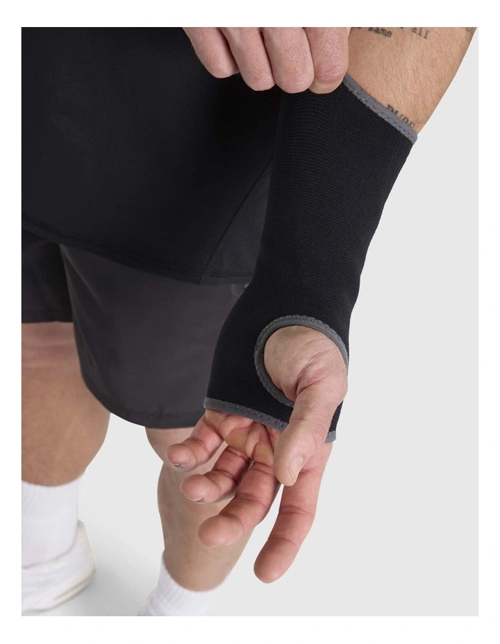 Woven Wrist Support in Black image 4