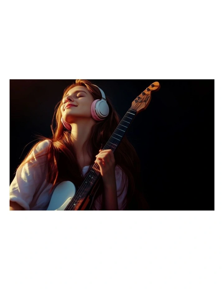 Guitar in White image 7