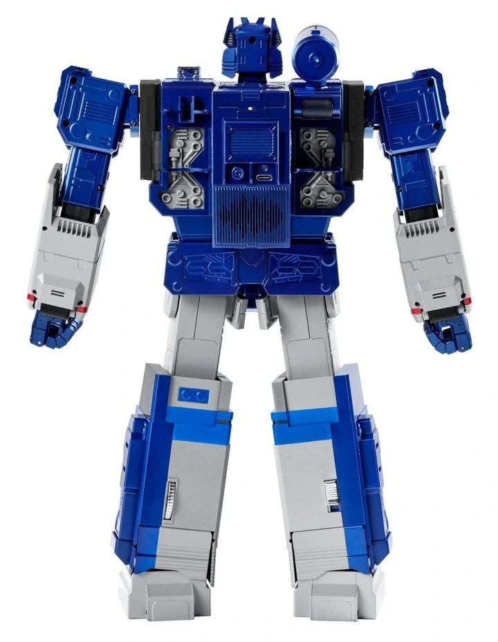 Soundwave G1 Flagship Robot image 2