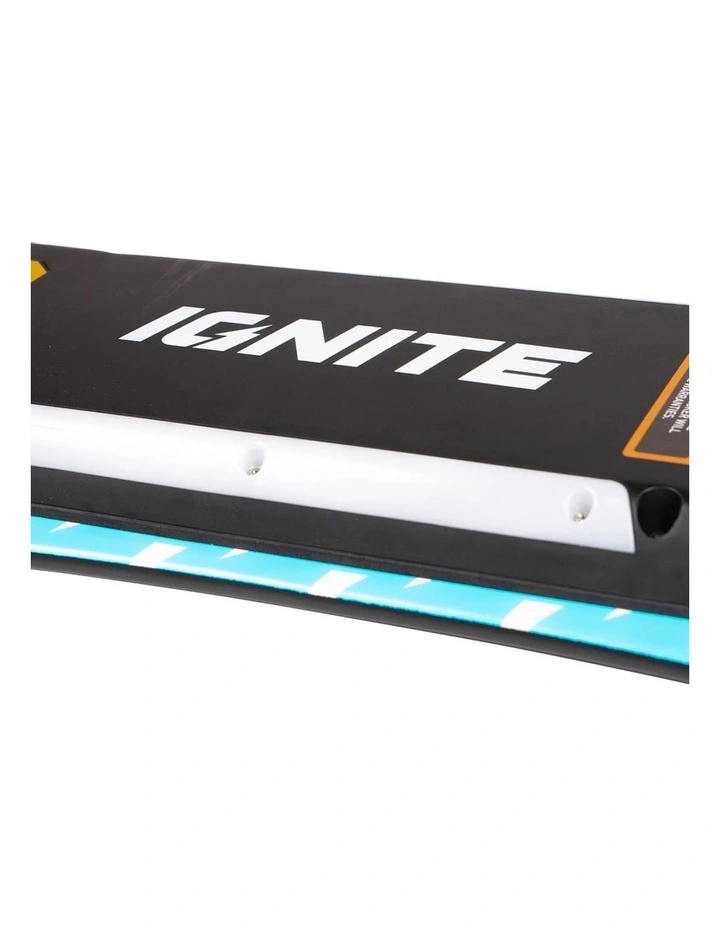 All-Terrain eSkateboard in Blue/Black image 4