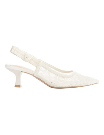 Cream Lace colour