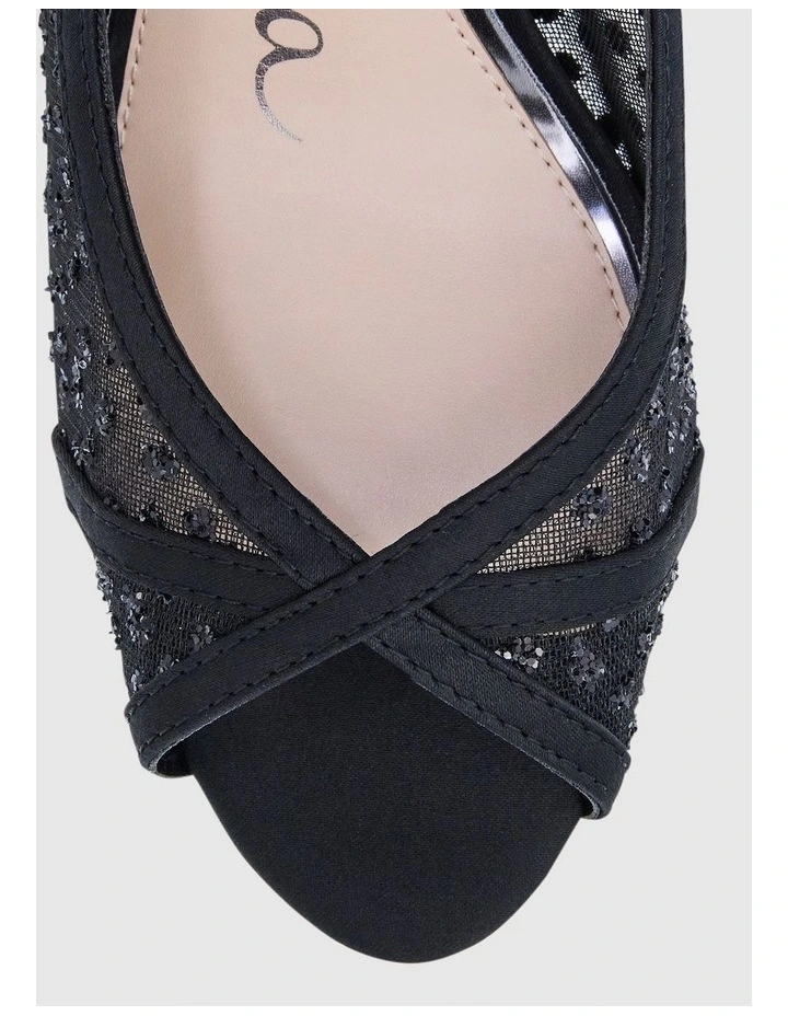 Flavia Heeled Shoes in Black Luster image 4
