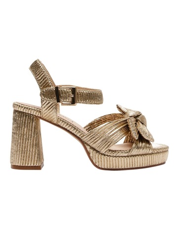 Gold Pleat colour