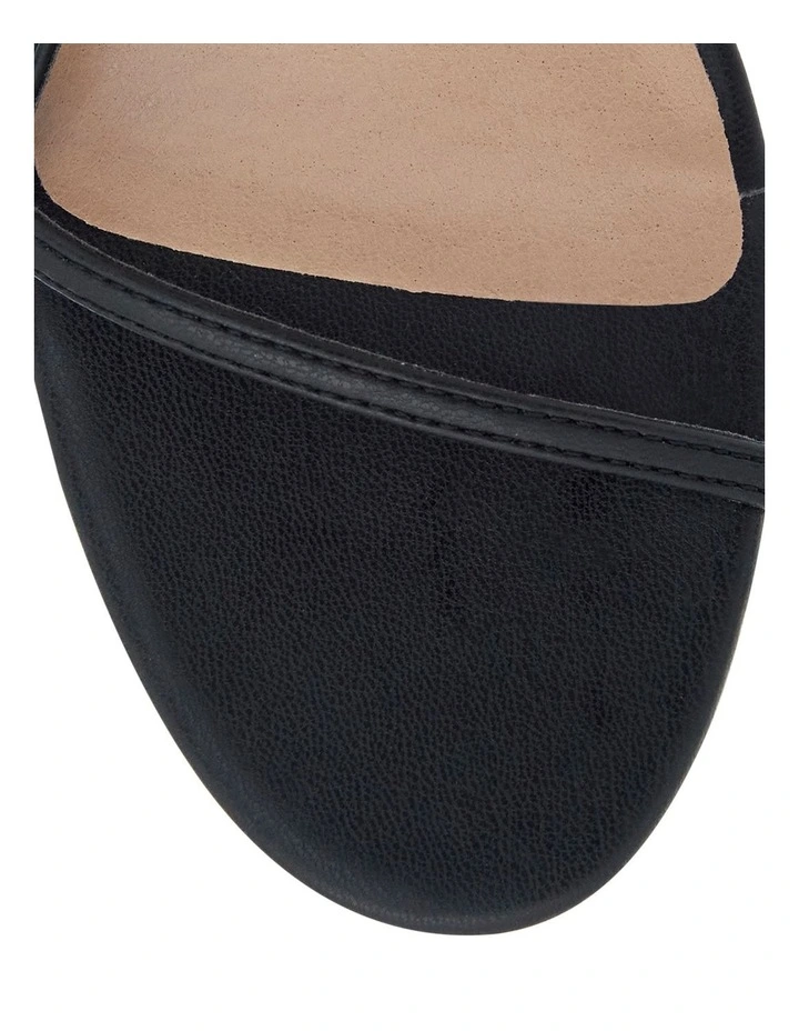 Aruba Sandals in Black image 4