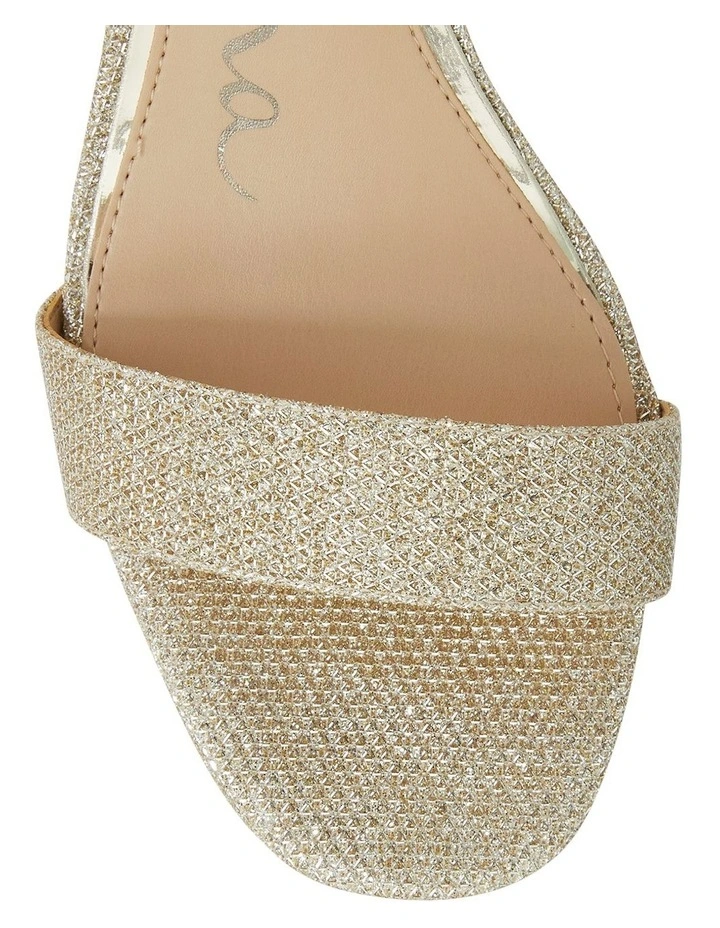 Berg Sandals in Soft Platino Dreamland image 4