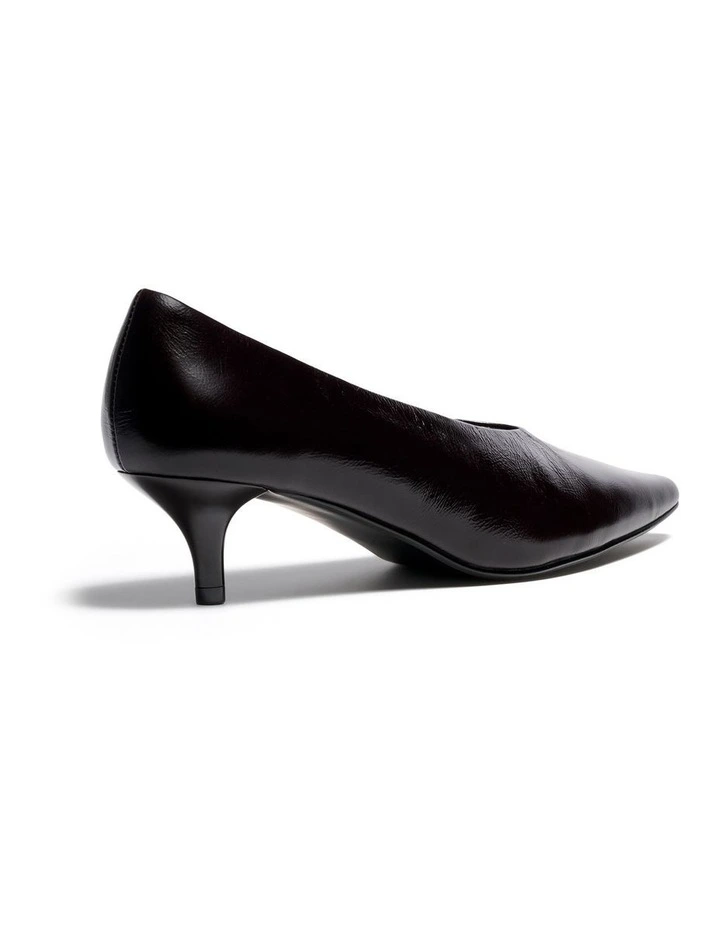 Bhodie Pump in Brown image 4