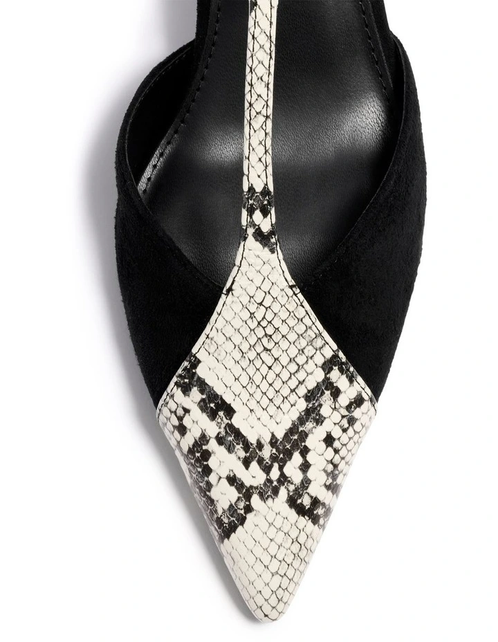 Penelope Pump In Black image 4