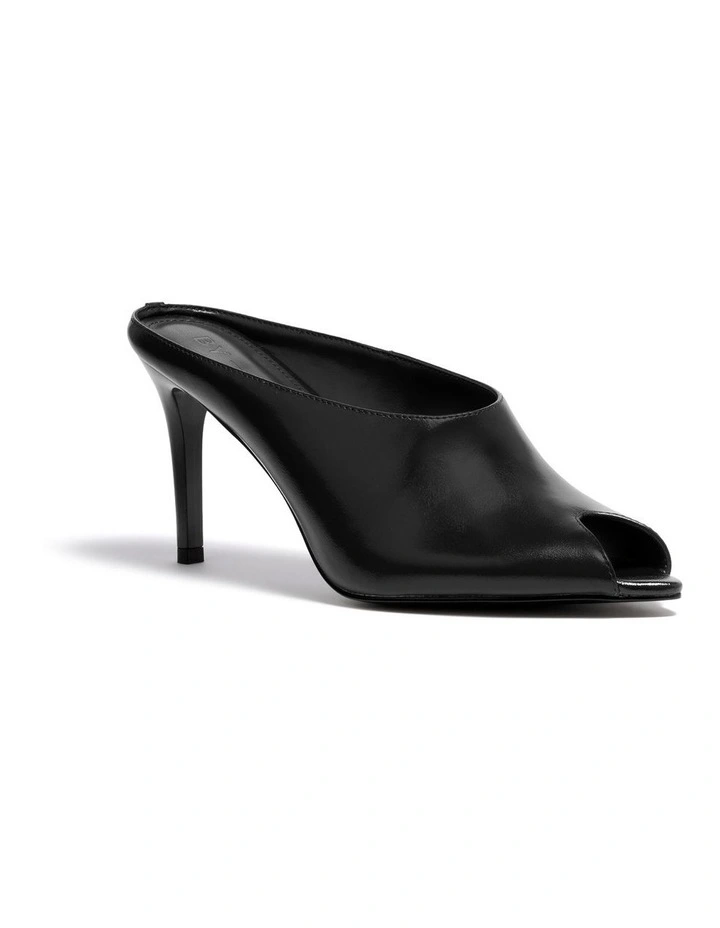 Kiki Pump In Black image 2